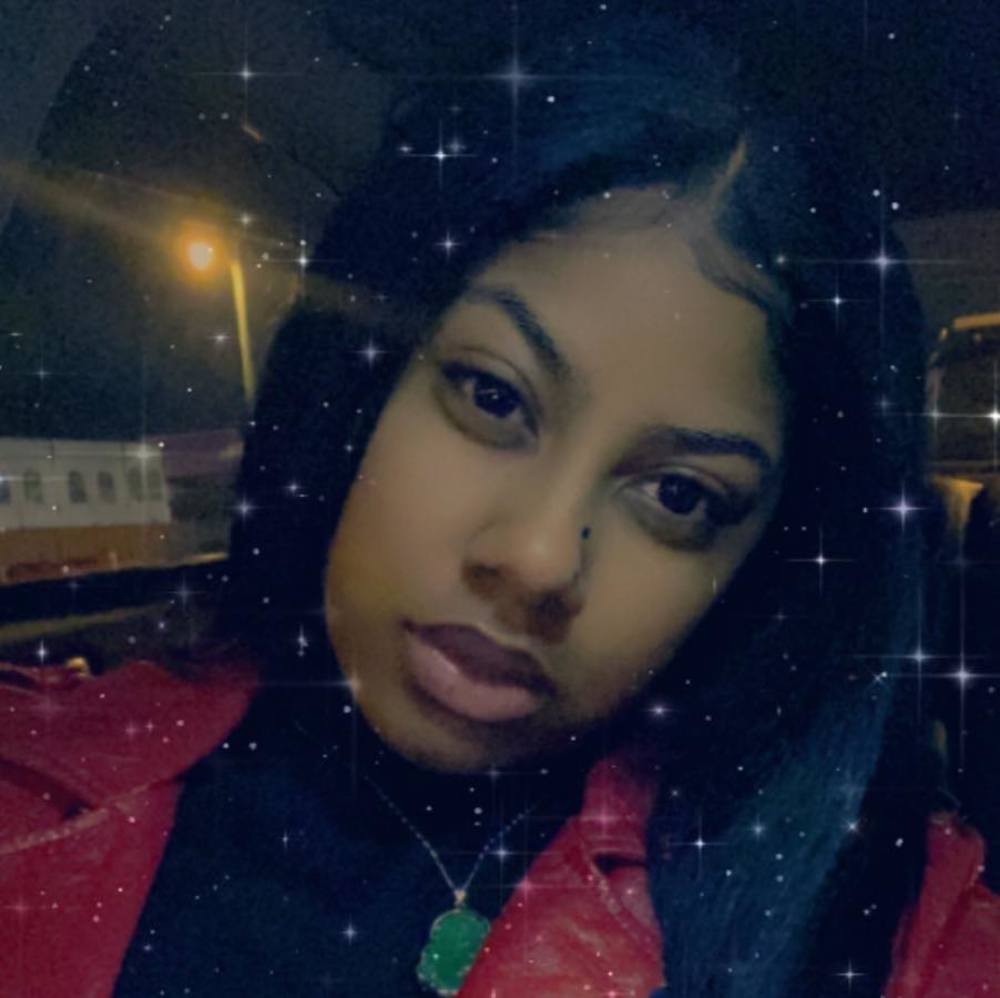 Meet your Posher, Daisha